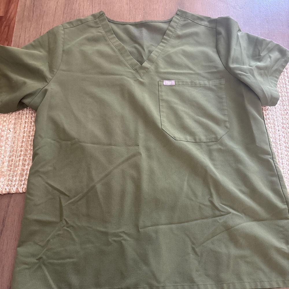 Figs scrubs set olive green